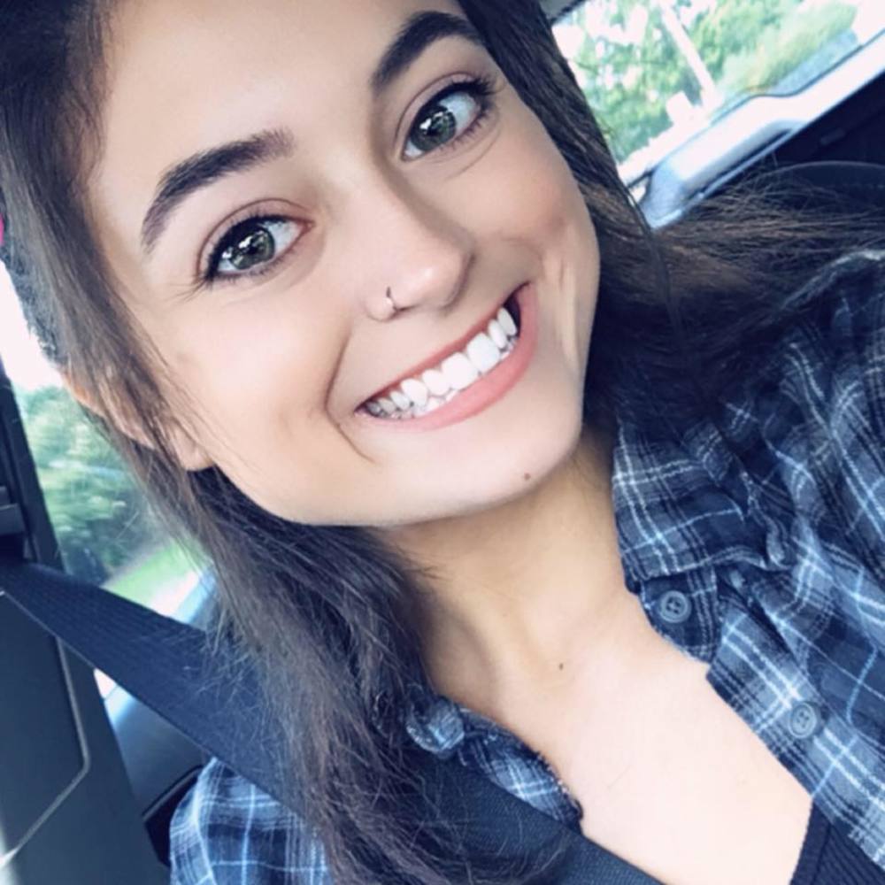 Meet your Posher, Celeste